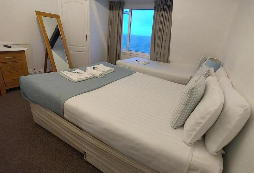חדר דלוקס לשלושה עם נו לים, The Cardigan Bay Guest House