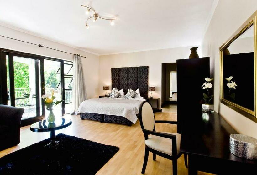 سوییت اجرایی, Southern Light Country House