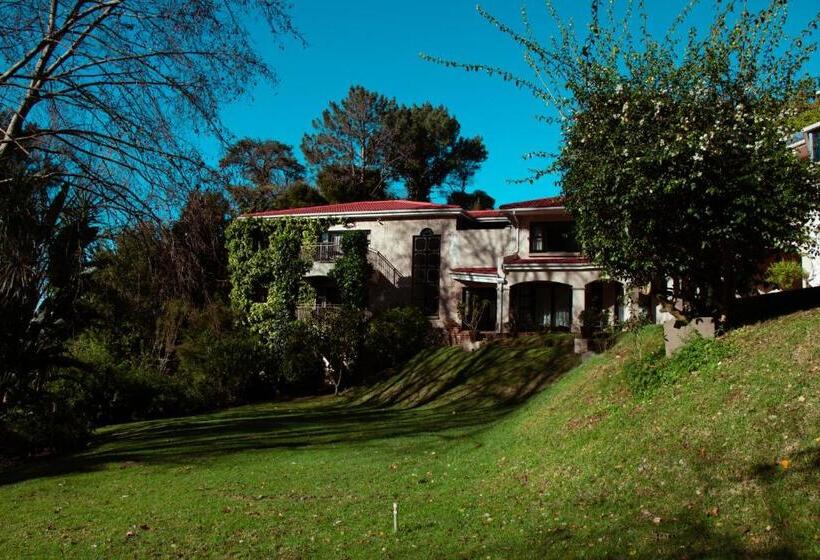 سوییت خانوادگی, Southern Light Country House