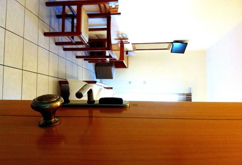 高级工作室, Amaryllis