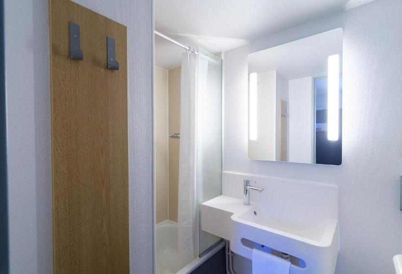Четырехместный Номер Стандарт, B&b Hotel Chateauroux Aéroport