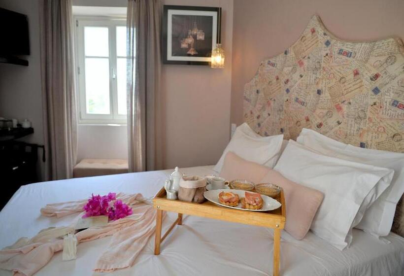 اتاق استاندارد با چشم‌انداز باغ, 1901 Hermoupolis