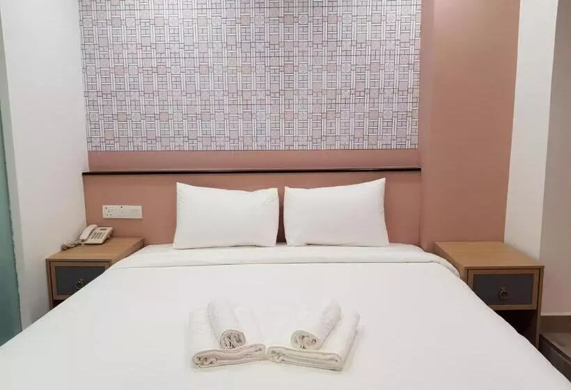 スタンダードスタジオ, Bloommaze Boutique Hotel Klang