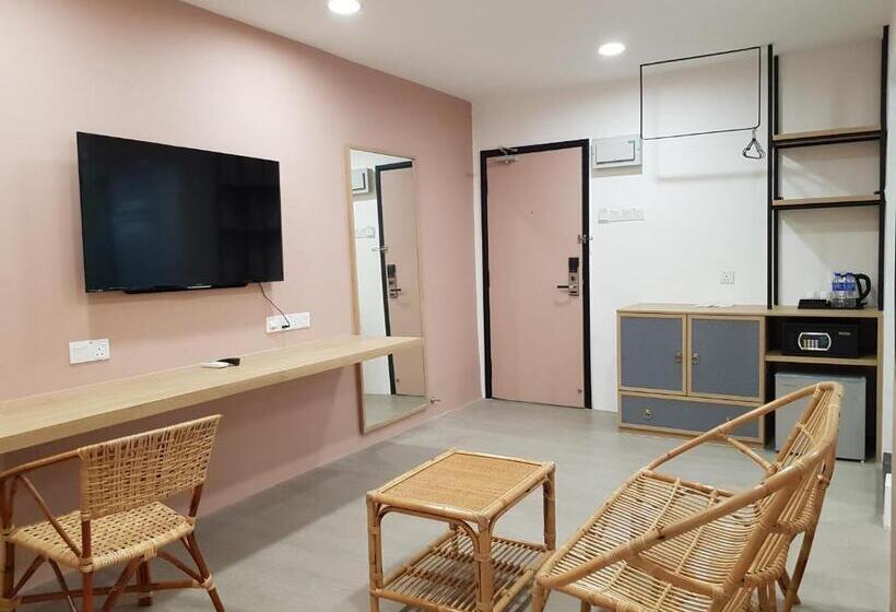 Студия Стандарт, Bloommaze Boutique Hotel Klang