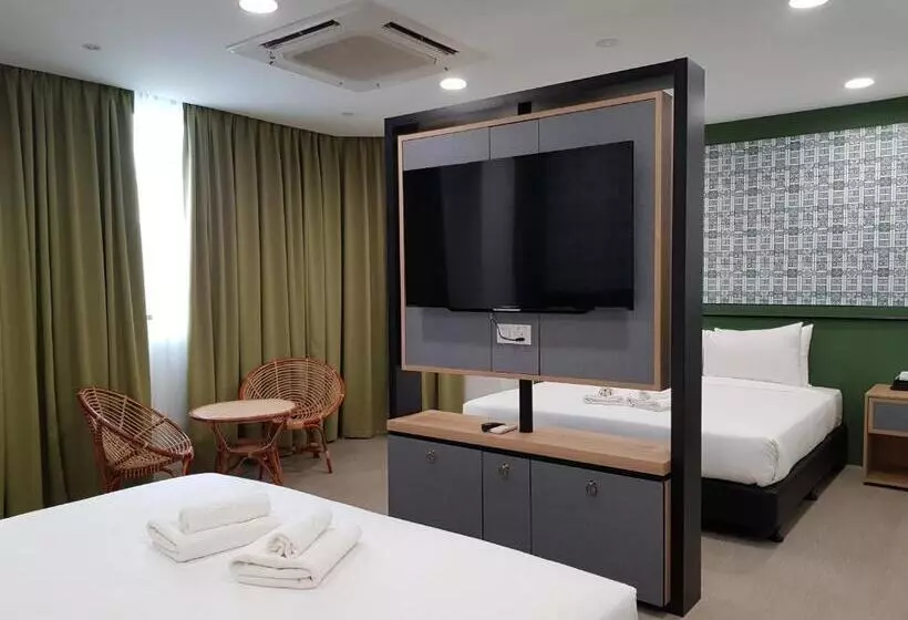 ファミリーステューディオ, Bloommaze Boutique Hotel Klang
