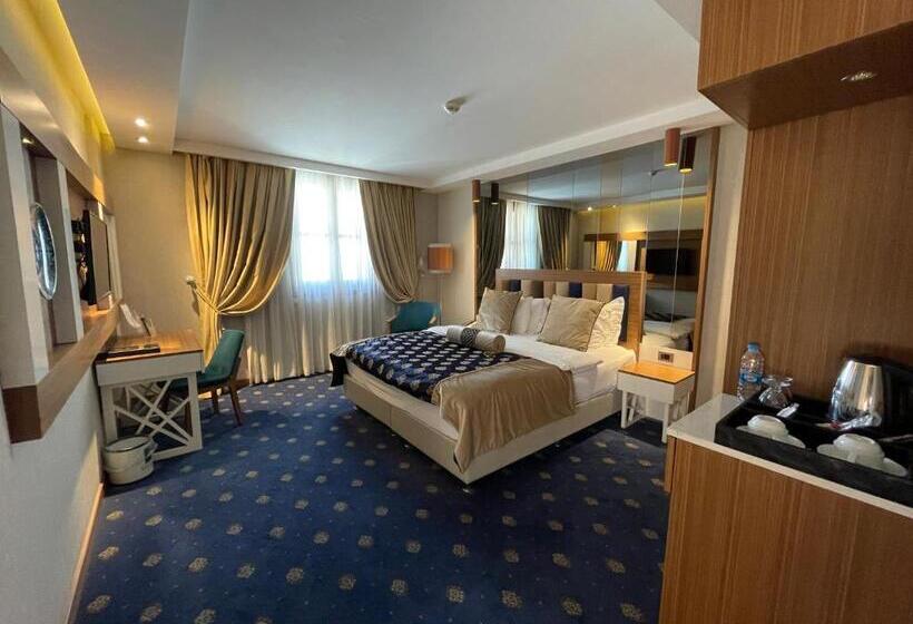 スーペリアールーム, Giritligil