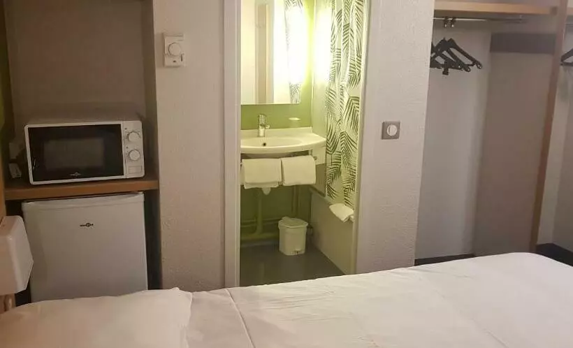 اتاق استاندارد, Kyriad Direct Poitiers  Gare Du Futuroscope