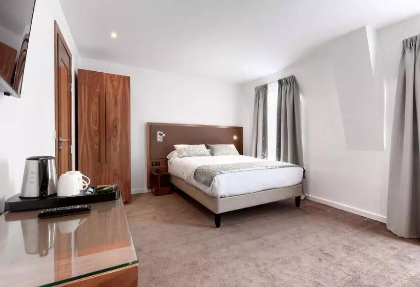 Chambre Standard Individuelle, Le Trente