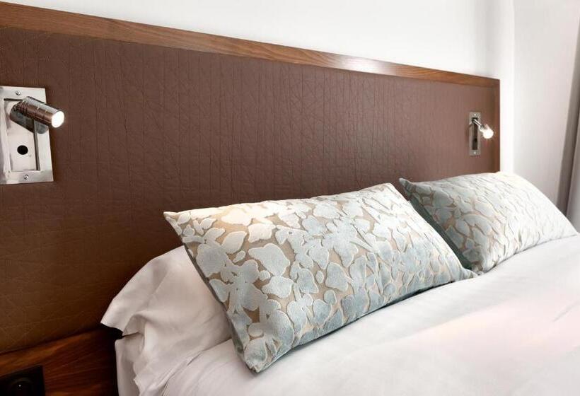 デラックスルーム, Le Trente