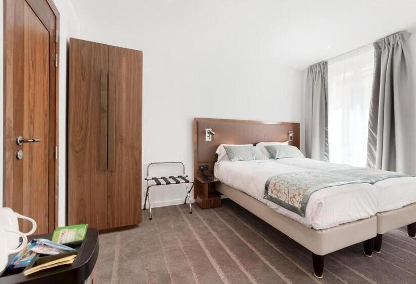 Chambre Triple Standard, Le Trente
