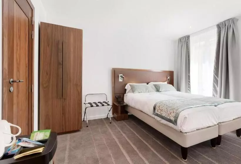 Chambre Triple Standard, Le Trente