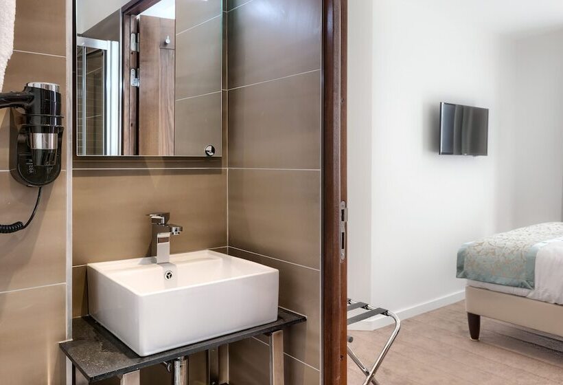 Chambre Standard Individuelle, Le Trente