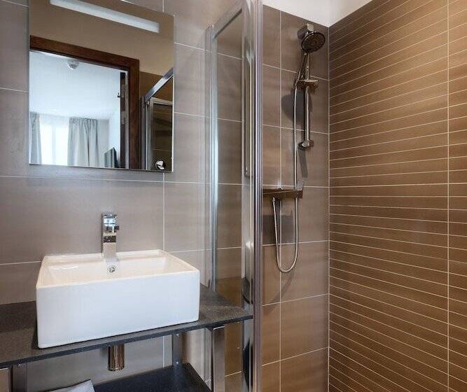 Chambre Deluxe, Le Trente