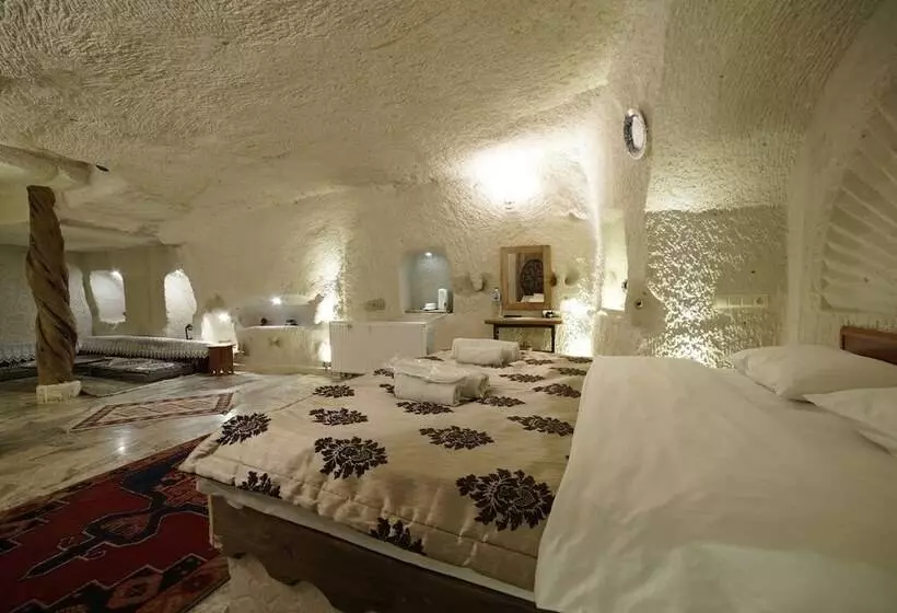 Standard-huone, Melek Cave