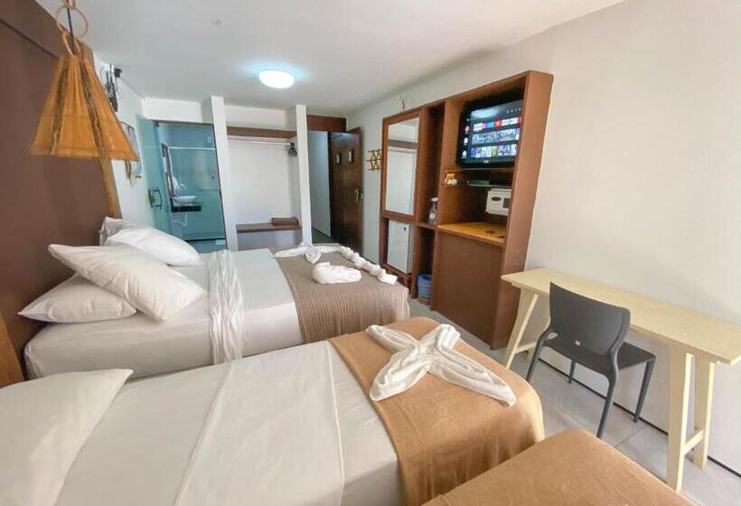 带阳台标准四人间, Pousada Barra Velha