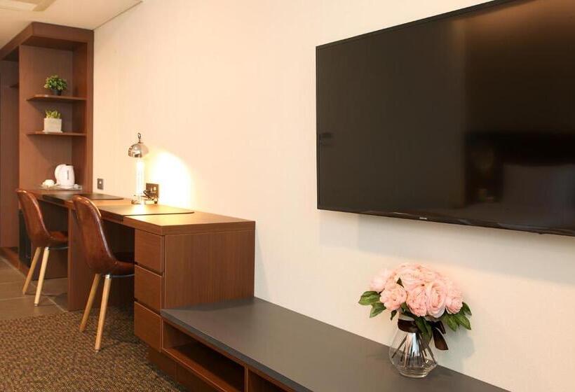 Cameră Triplă Standard, Skypark Kingstown Dongdaemun