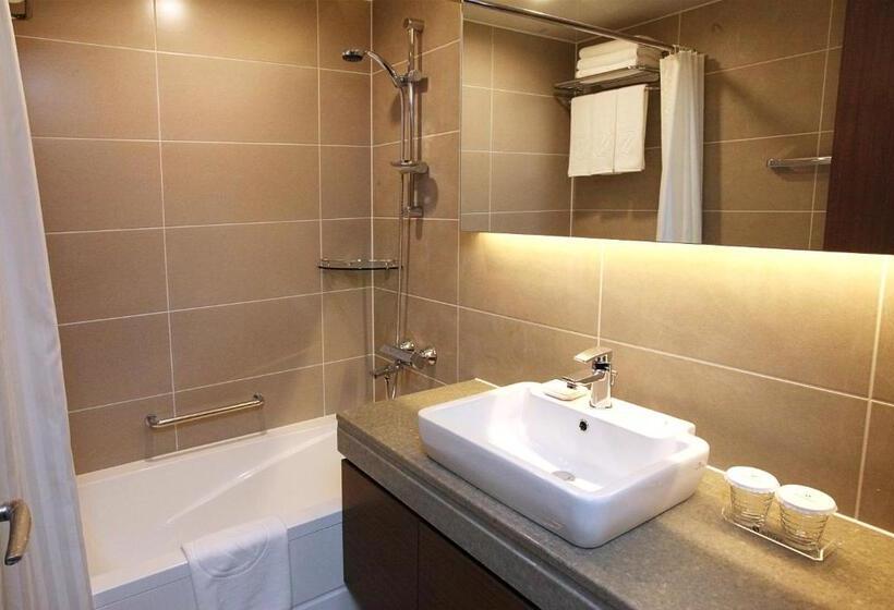 Номер Стандарт с Балконом, Skypark Kingstown Dongdaemun