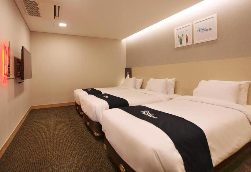 Cameră Triplă Standard, Skypark Kingstown Dongdaemun