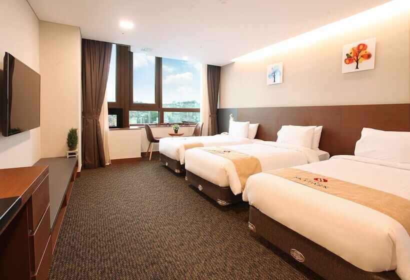 Cameră Triplă Standard, Skypark Kingstown Dongdaemun