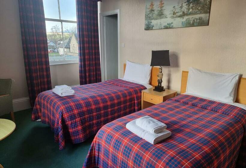 Номер Стандарт, The National