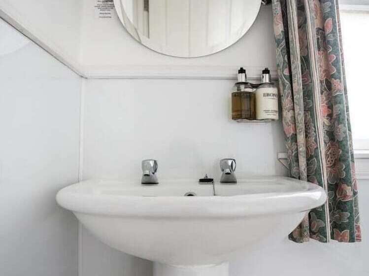 Номер Стандарт, The National