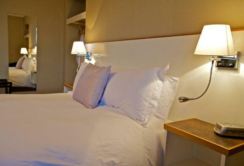 디럭스 룸, The Shore