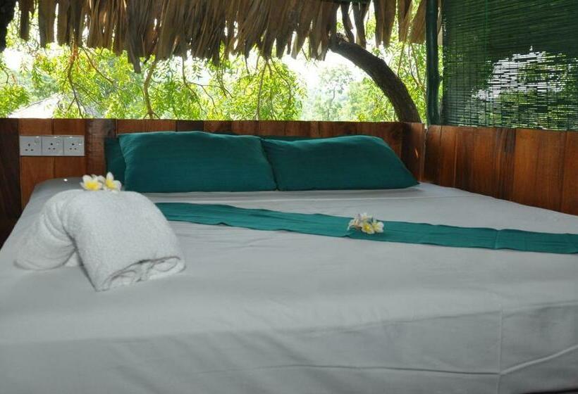 Дом 1 Спальня, Yala Beddegama Eco