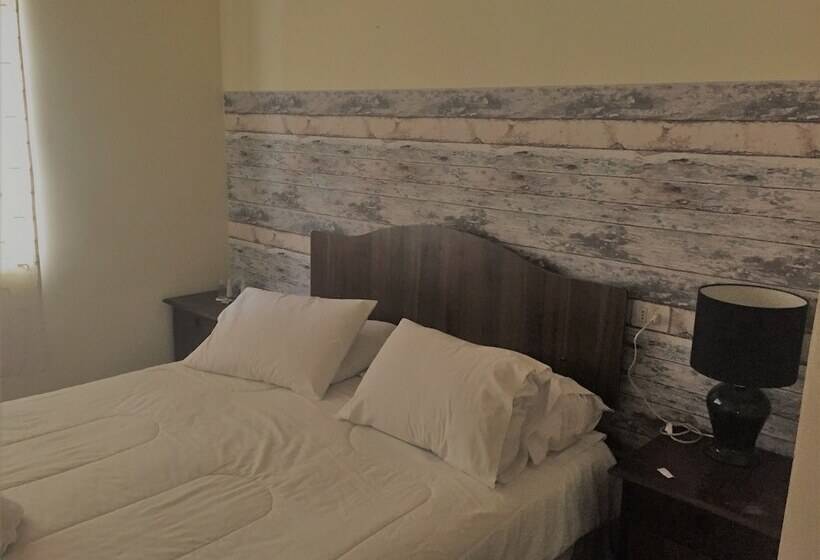 带共用浴室的标准房间, Nativa Hotel Boutique