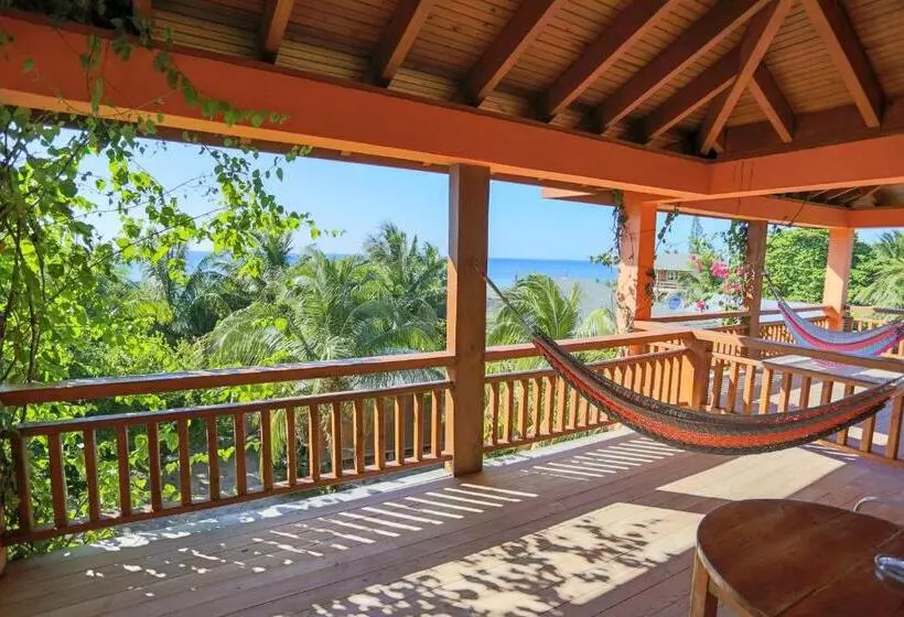 استودیو لوکس با چشم‌انداز دریا, Posada Seremein Roatan
