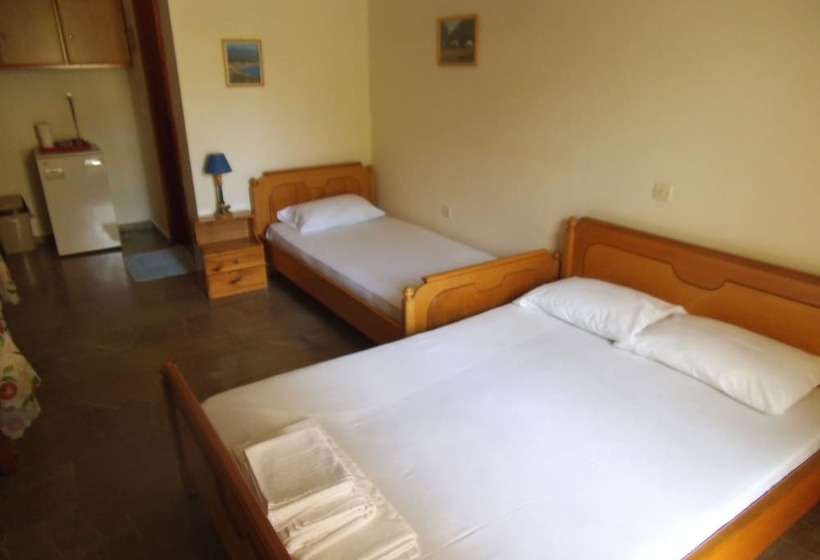 סטודיו סטנדרטי נוף לגינה, Villa Xenos Studios & Apartments