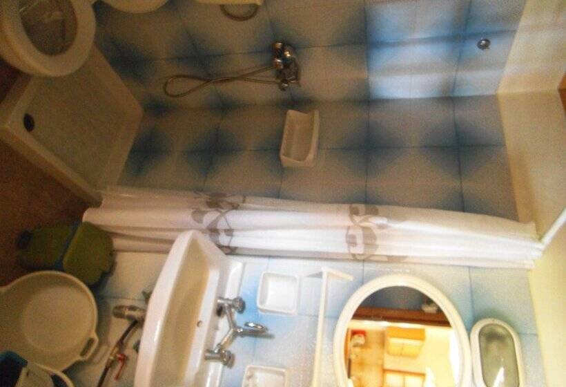 דירת 2 חדרי שינה עם נוף לגינה, Villa Xenos Studios & Apartments