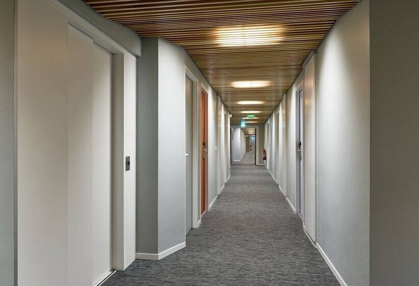 اتاق استاندارد چهار تخته, Fiap Paris