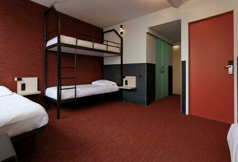 اتاق استاندارد چهار تخته, Fiap Paris