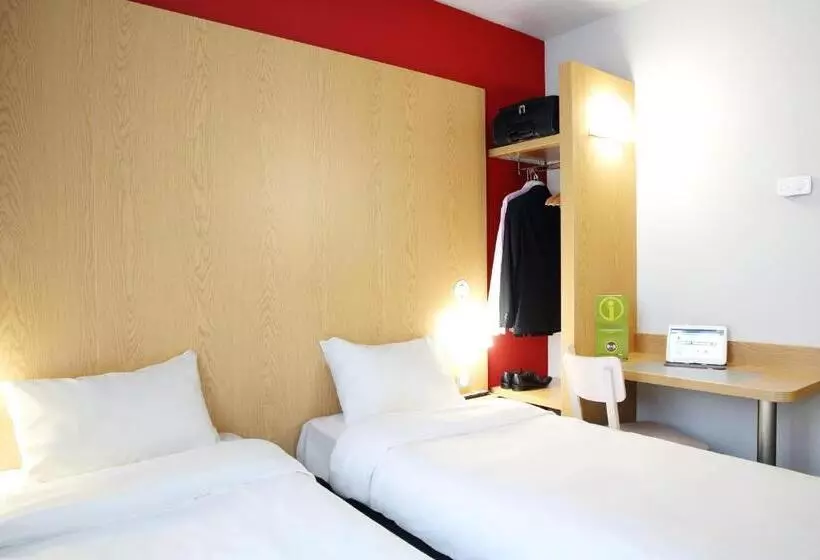 スタンダード4人部屋, B&b Hotel Perpignan Sud Marché International