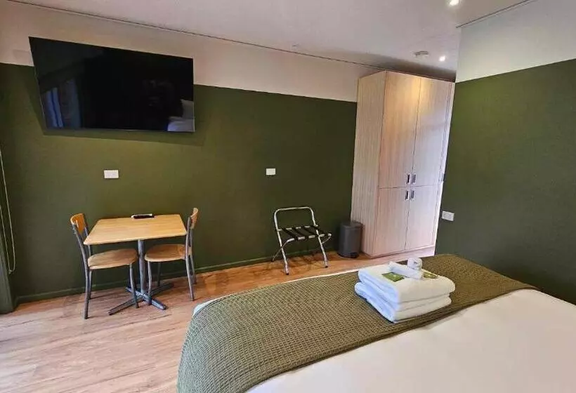 Deluxe Suite King Bed, Bright Motor Inn