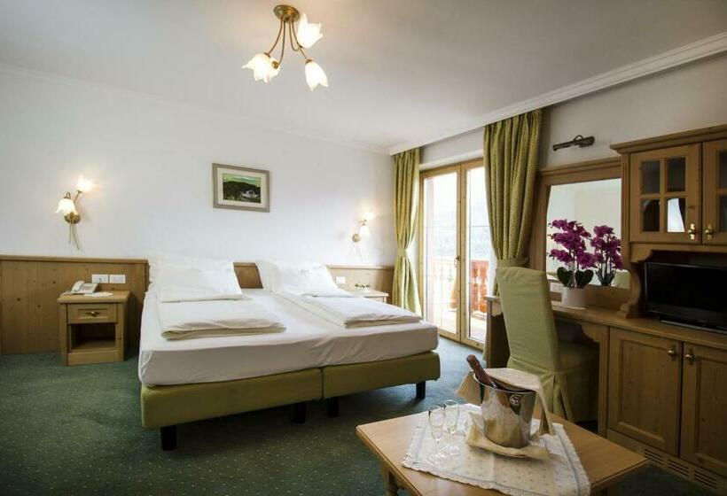 バルコニー付きスタンダードルーム, Casa Del Campo