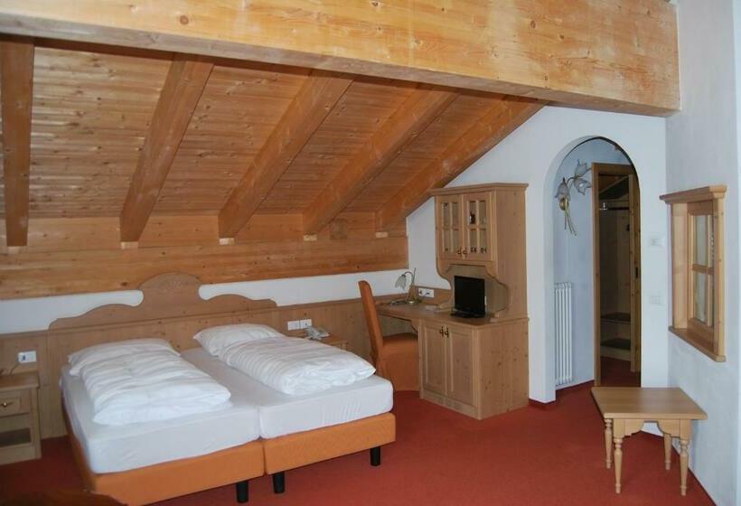 コンフォートトリプルルーム, Casa Del Campo