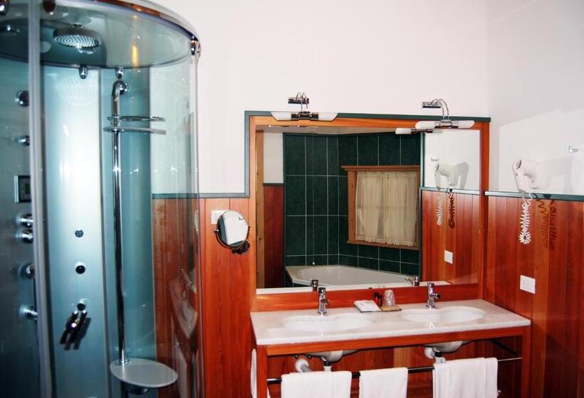 コンフォートトリプルルーム, Casa Del Campo