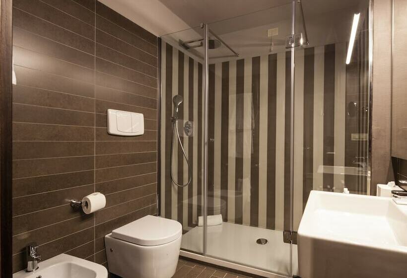 سوییت, Fifty House Cellini