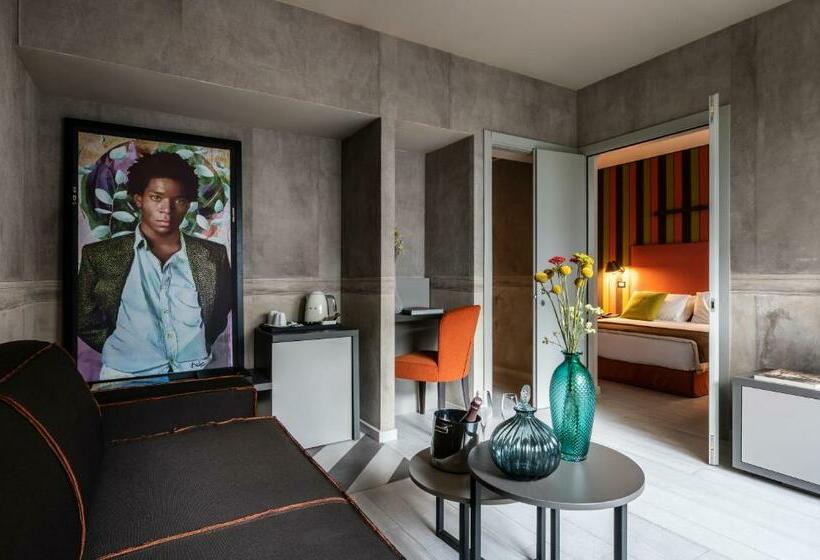 سوییت جونیور, Fifty House Cellini