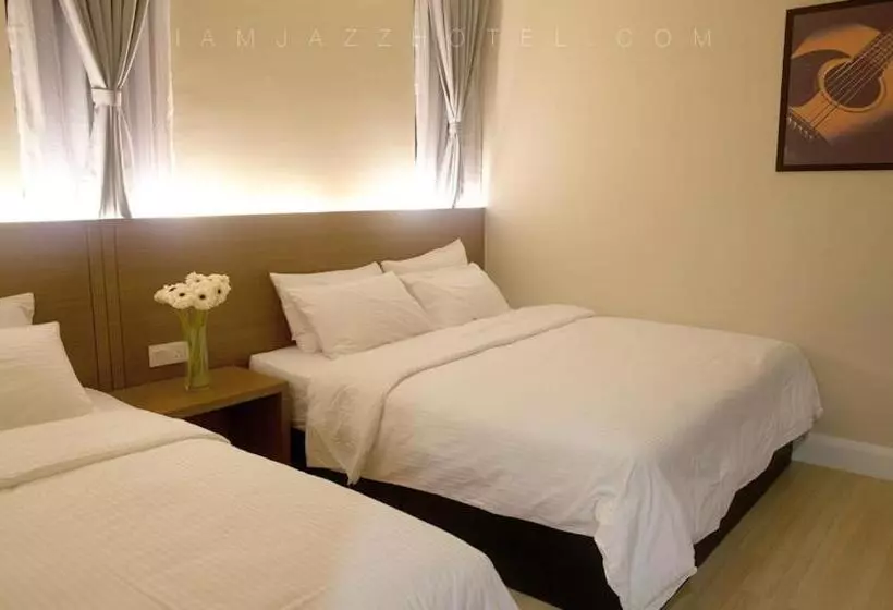 Premium Neljän Hengen Huone, I Am Jazz Boutique