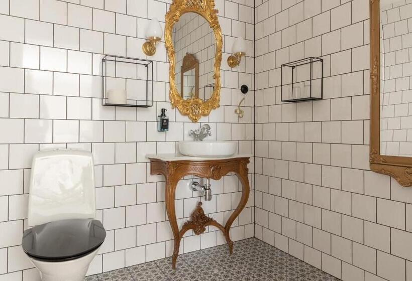 חדר דלוקס, L Hamngatan 27