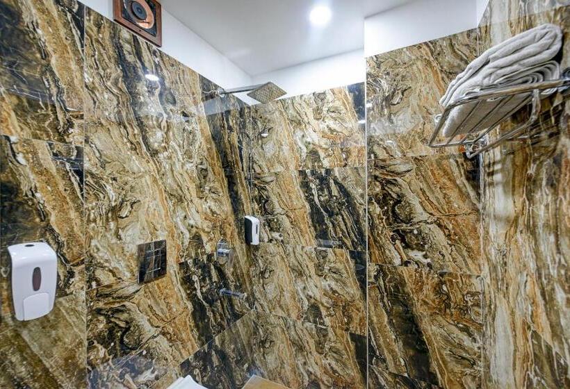 غرفة كلاسيكية ثلاثية, Legend International   Near New Delhi Railway Station