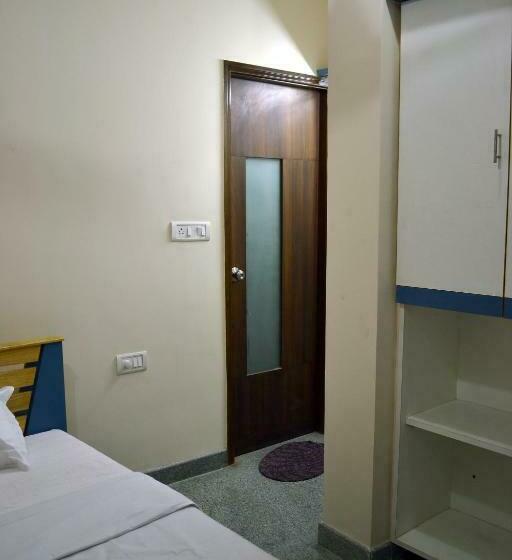 标准单人间, Metro Park