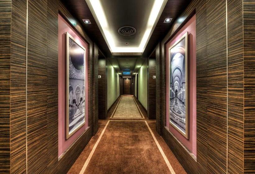 Quarto Superior, Raia Hotel Kota Kinabalu