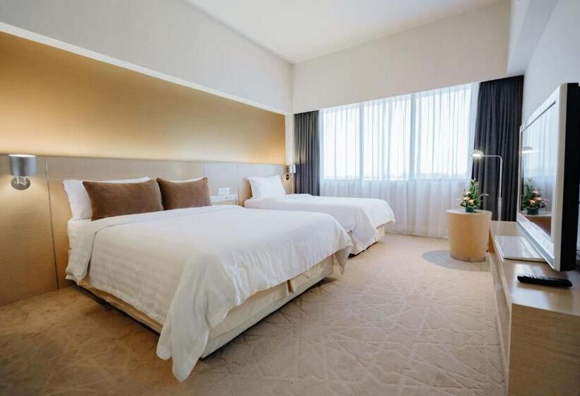 Quarto Familiar Deluxe, Raia Hotel Kota Kinabalu