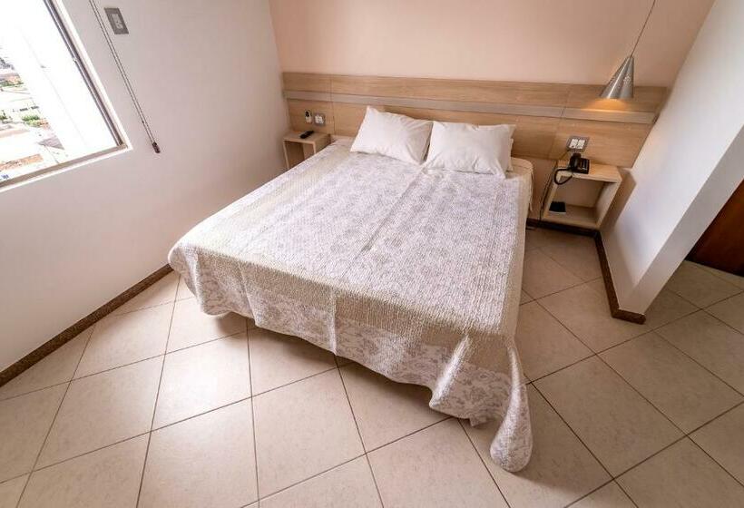 キングサイズベッドのスタンダードルーム, Rios