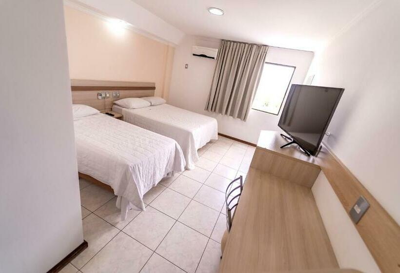 スタンダードトリプルルーム, Rios