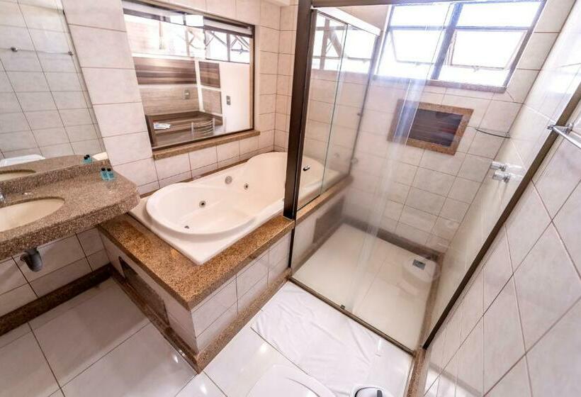 キングサイズベッドのスタンダードルーム, Rios