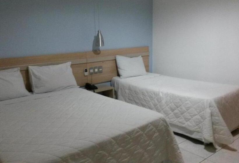 スタンダードトリプルルーム, Rios